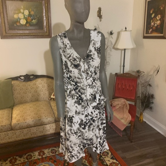 Apt 9 ruffle high/low summer dress size M - Picture 2 of 13